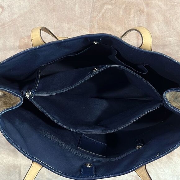 Coach Canvas Signature Handbag  - Picture 3 of 4